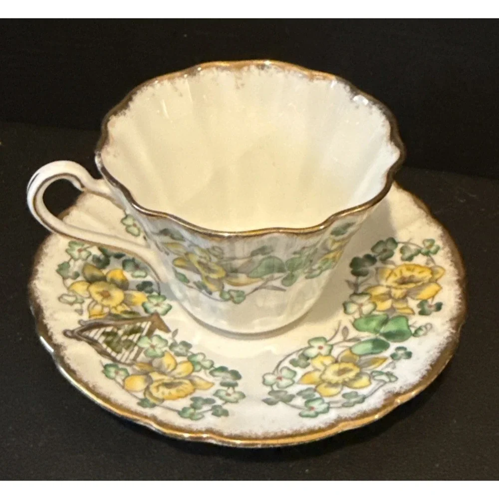 Royal Stafford‎ Tea Cup Saucer Emerald Isle Bone China Gold Trim Floral Harp VTG